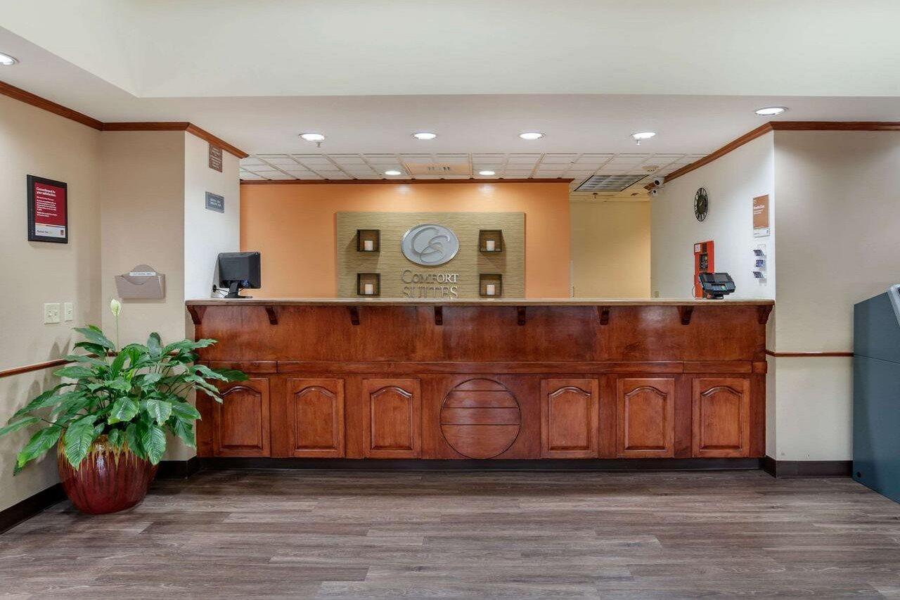 Comfort Suites Sawgrass Tamarac Bagian luar foto