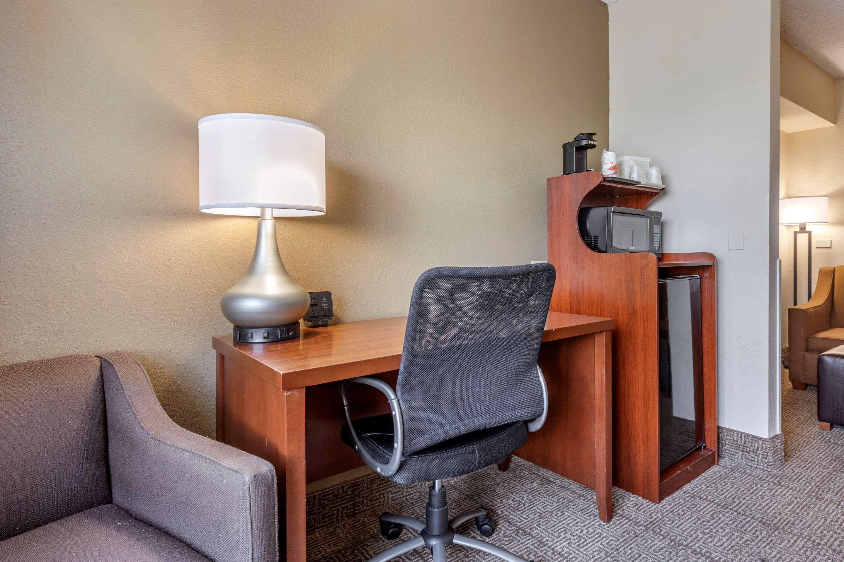Comfort Suites Sawgrass Tamarac Bagian luar foto