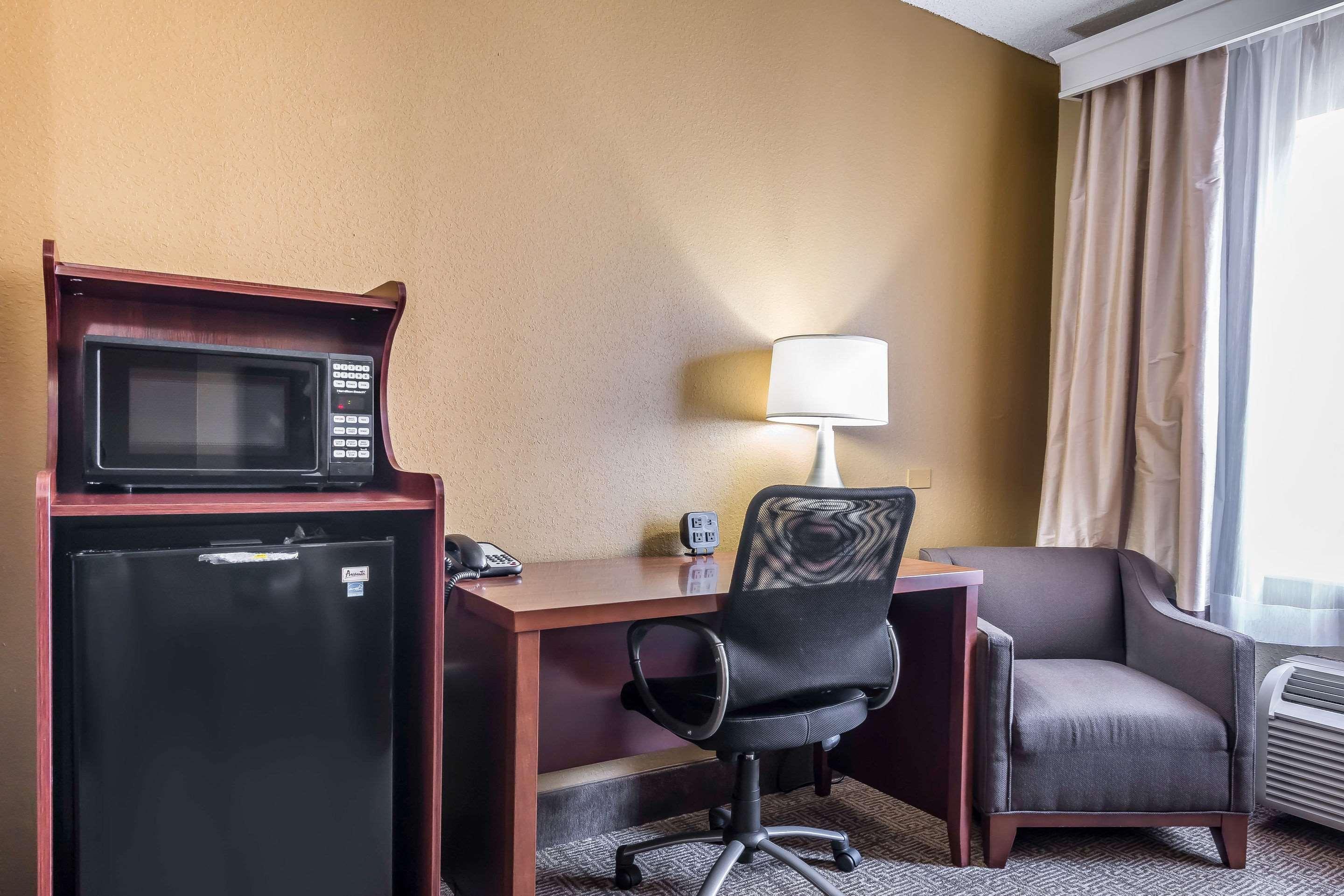 Comfort Suites Sawgrass Tamarac Bagian luar foto