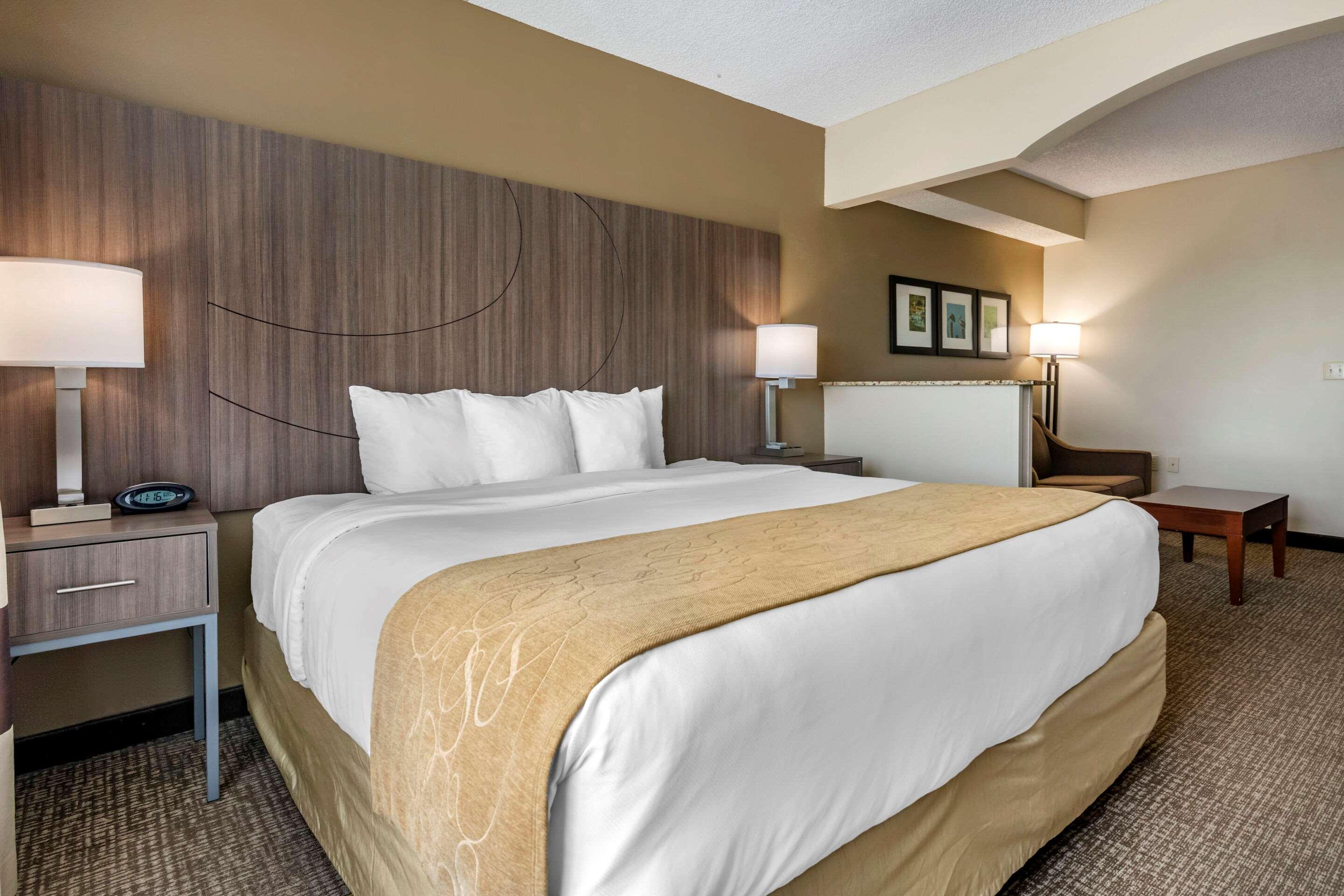 Comfort Suites Sawgrass Tamarac Bagian luar foto